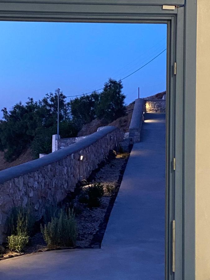 Ena Suites Santorini Pýrgos Eksteriør bilde